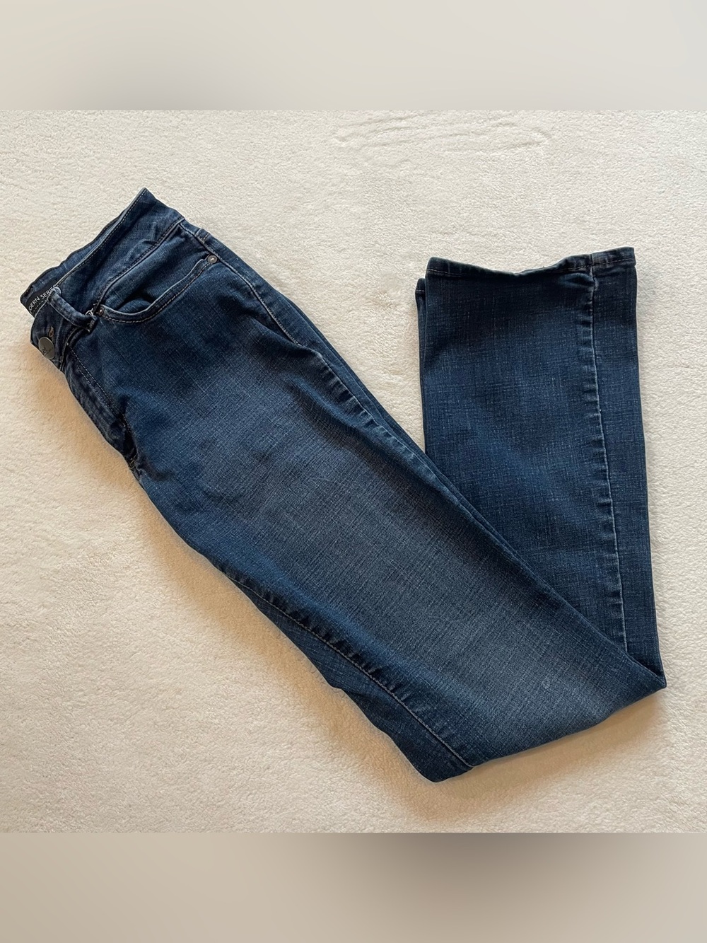 Lee Modern Curvy Fit Bootcut Jeans size 6